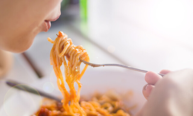 image: Fedmeprofessor støtter ny forskning: - Pasta kan hjelpe deg ned i vekt